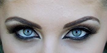 'Maquillaje desde casa', por la voluntaria Ana 