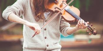 Taller en línia d'expressió emocional mitjançant la música (Grup per a pacients)