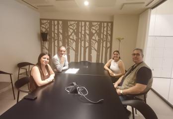 La Asociación refuerza su colaboración con AVOL Valencia para impulsar actividades informativas y mejorar la derivación a logopedia